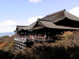 aut12105-kyomizudera.jpg