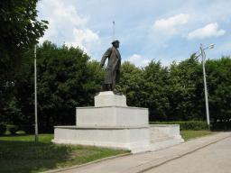 Setä Lenin asuu Tshernjahovskissa