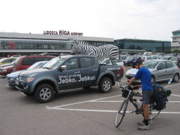 Seepra lentokentällä