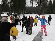 img_5672_snowball_war_2_medium.jpg